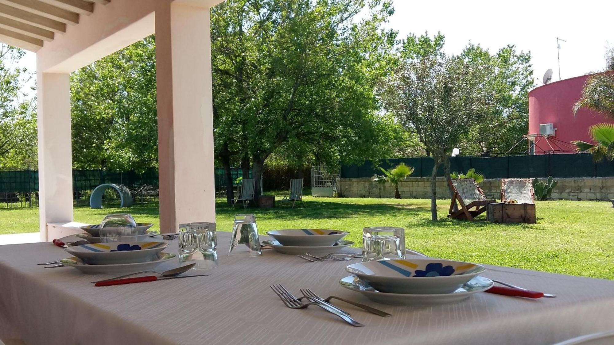 Villa Luna A Pochi Passi Dalla Spiaggia Avola Exterior foto